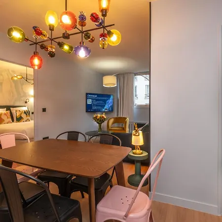 Montmartre Aparthotel 4*