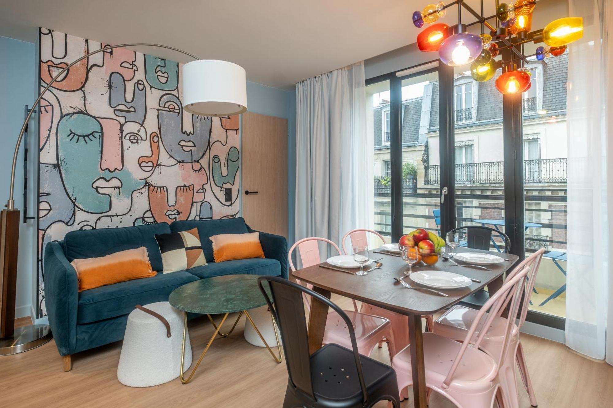 Montmartre Aparthotel 4*