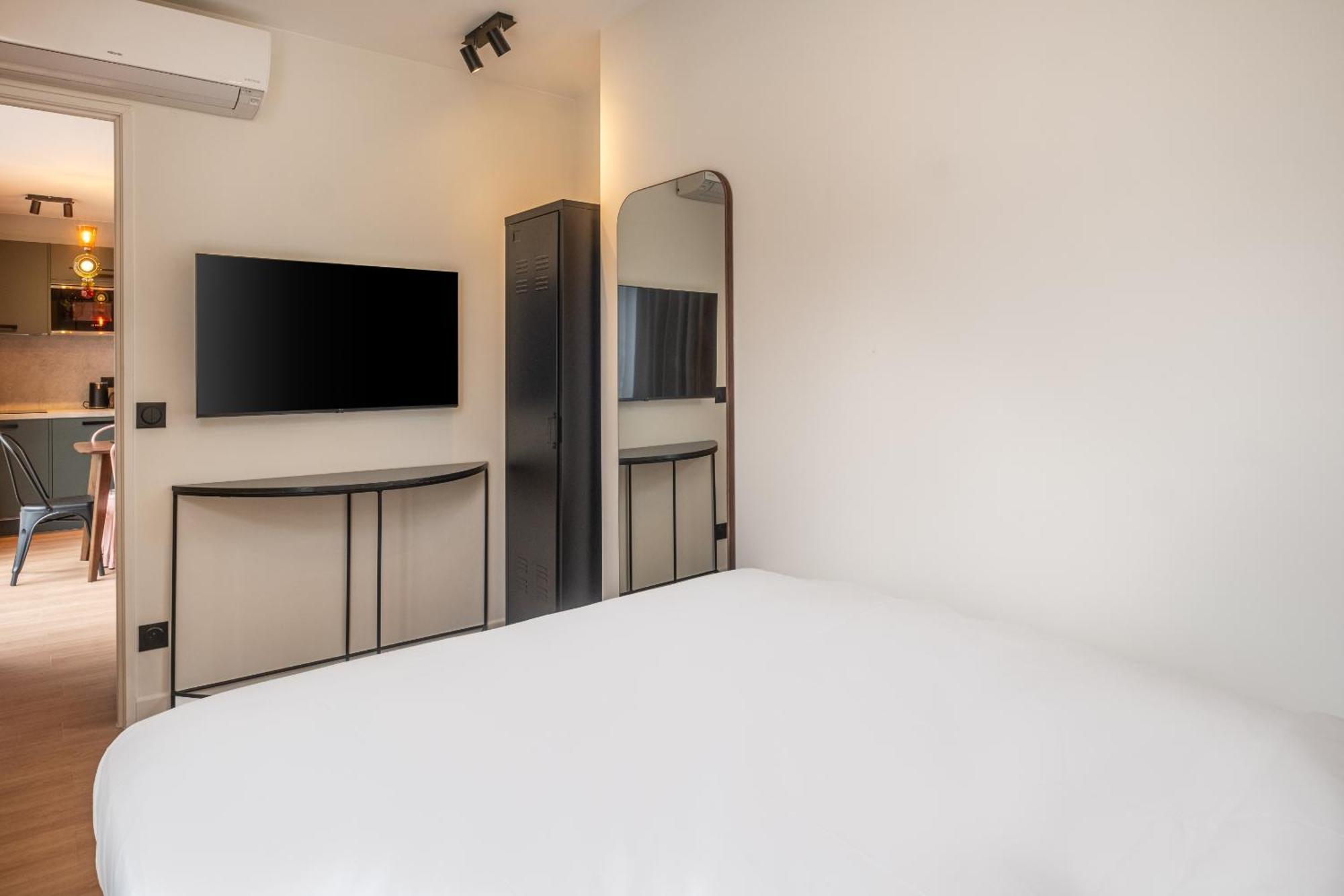 Montmartre Aparthotel 4*