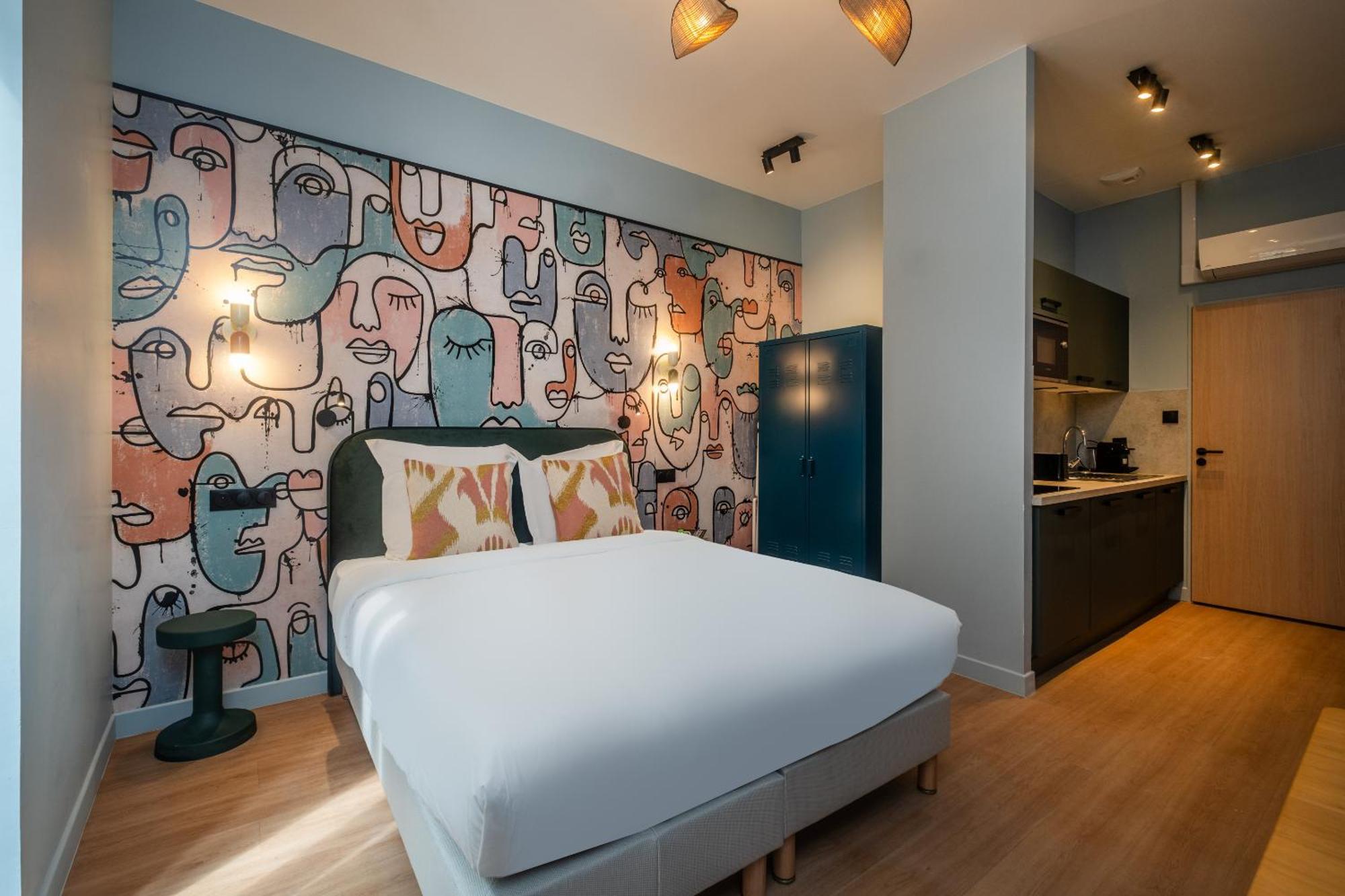 Montmartre Aparthotel 4*