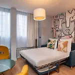 Montmartre Paris Suite